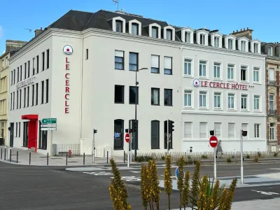 Hotel Le Cercle Hôtels à : Équeurdreville-Hainneville