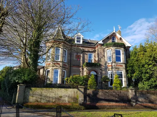 Beggar's Knap Hotels in Dorchester