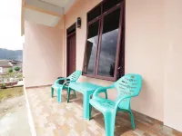 Villa Keluarga BRE Batunanggar Hotels in Karo