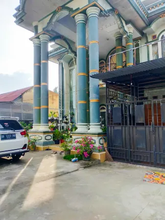 Penginapan Verlo Отели в г. Kototuo Limokampuang