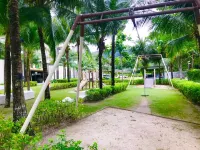 By the Beach - Luxury 2 Bedrooms Family Suite