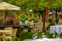 Step House Hotel - breakfast