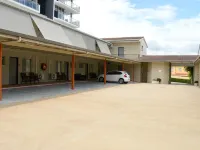 Mid City Motor Inn Hotels in Gladstone Central