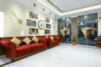 La Villa Suites Hotel