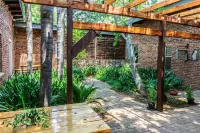 Gorgeous Gecko Guesthouse Hotels in Modimolle