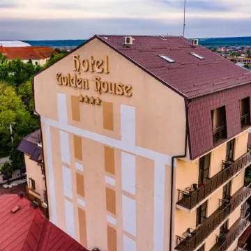 Hotel Golden House
