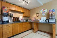 Super 8 by Wyndham Homewood Birmingham Area Hotels in Homewood