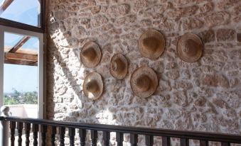 Maison la chèvre by Nath & Lulu