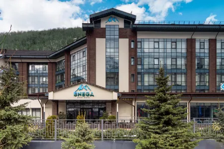 Snega Apart Hotel by Provence (Снега Апарт-отель) Отели рядом с достопримечательностью «Смотровая поляна 960»