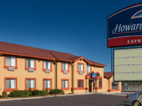 Howard Johnson by Wyndham Williams Hotels near Williams