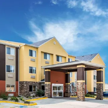 Comfort Inn & Suites Waterloo - Cedar Falls