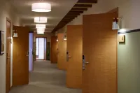 Hotel of the Philistine Okhlonin (f. Antiquarian-Hotel of the Philistine Okhlonin) فنادق في سوزدال