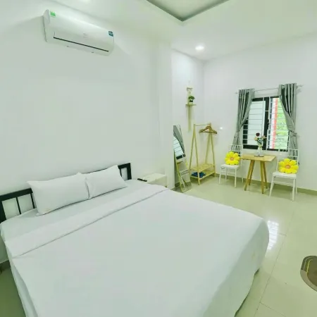 TORI HOMESTAY
