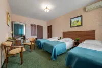 Kuban Hotel - breakfast