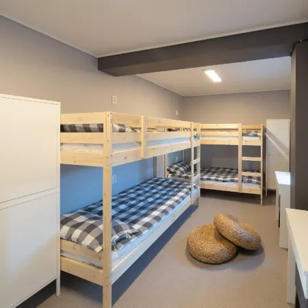 Sagye Travel Guesthouse Отели рядом с достопримечательностью «Дельфинарий Marine Park»