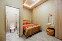 RedDoorz Plus Syariah @ Tiban Centre Batam Hotels near Bela Diri Q Ray Jijitsu