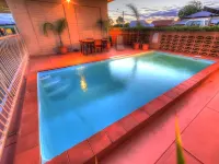 Silver Haven Motor Inn - Pools