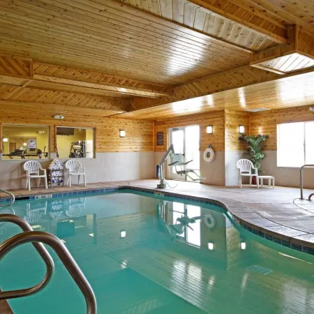 Comfort Suites Redding - Shasta Lake