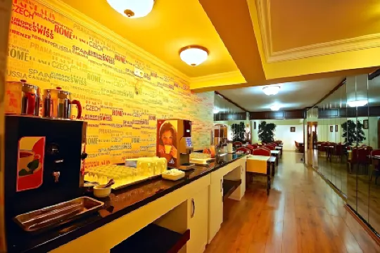 Hotel Mithat Отели рядом с достопримечательностью «Hacı Bayram Mosque»