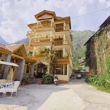 Hotel Purnima - A Riverside Hotel in Kasol