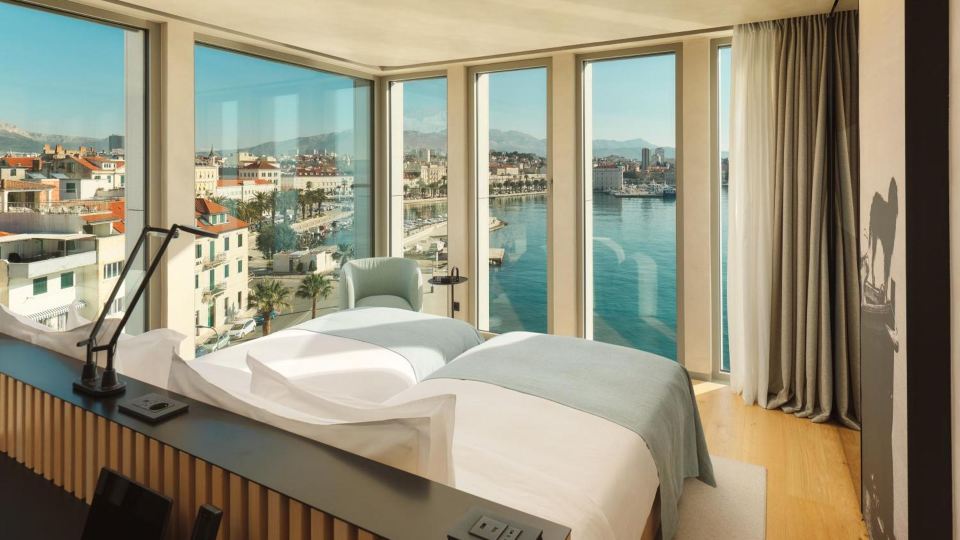 Hotel Ambasador