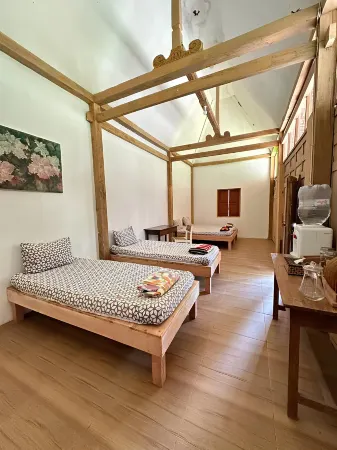 Tembe Mburi Отели рядом с достопримечательностью «Gazebo Indonesia»