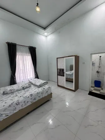 Villa Tropical Garden N2 Отели рядом с достопримечательностью «Hillpark Sibolangit»