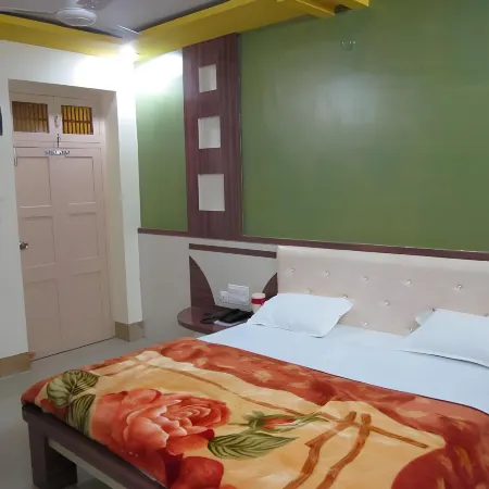 Hotel Mahatma Inn Ajmer Отели рядом с достопримечательностью «Даргах Шариф»