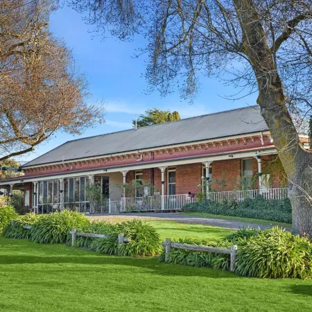 Lancefield Guest House Отели в г. Лансфилд