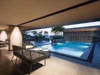 Mercure Madiun - Pools