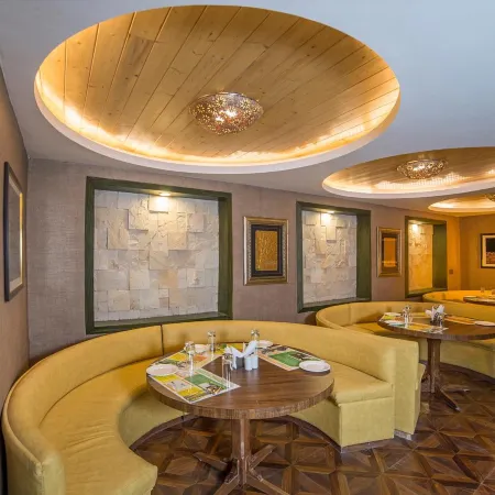 Lemon Tree Hotel Srinagar