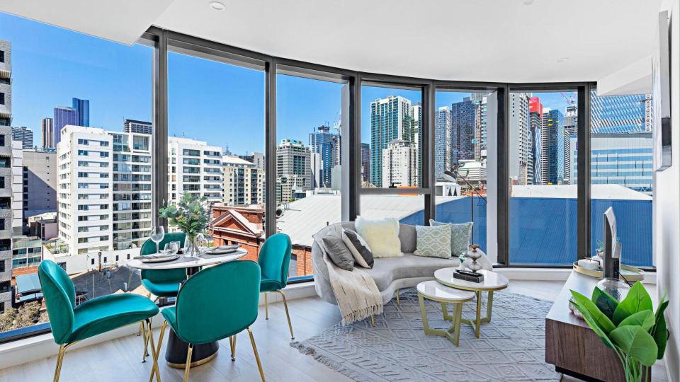Lumina Suites