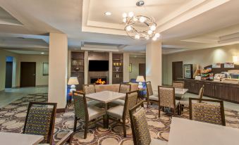 Holiday Inn Express & Suites Wharton