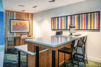 Holiday Inn Express & Suites Atlanta Airport NE - Hapeville Hotels in Hapeville