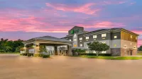 Holiday Inn Express Palestine Hotels near Historic Howard House 1848
