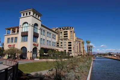 Courtyard Scottsdale Salt River