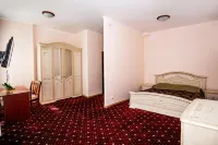 Olgino Na Volge Hotel のホテル