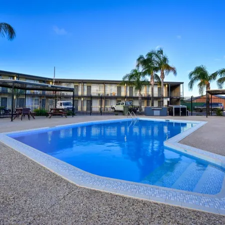 Westland Hotel Motel