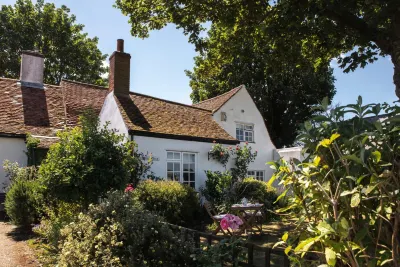 The Jasmine Room Hotels near Thorpe-le-Soken