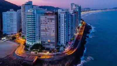 Grand Hotel Guarujá - A Sua Melhor Experiência Beira Mar na Praia! فنادق في کواروخا