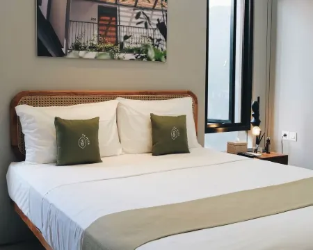 De Mier Guest House Surabaya Hotels in Wonokromo