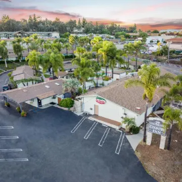 Fallbrook Country Inn