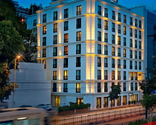 Port Bosphorus โรงแรมใกล้จัตุรัส Cihangir Square