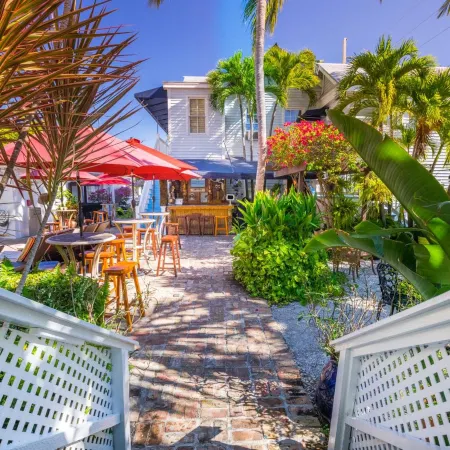 Duval Inn - Key West