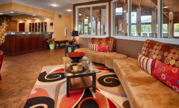 Spark by Hilton Wilmington Carolina Beach Rd