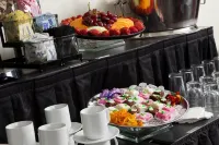 Hampton Inn by Hilton Newark Airport