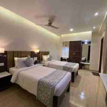 Le Shiv Executive Suite Rooms