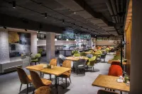 Yuzhny Hotel - sarapan