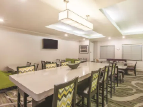 La Quinta Inn & Suites by Wyndham Kyle - Austin South Hoteles en Kyle