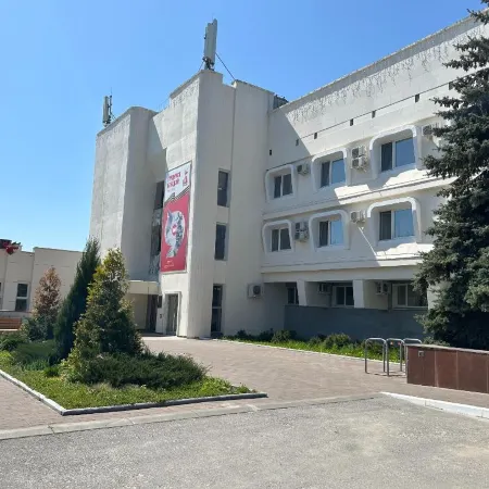 Октябрьская Отели рядом с достопримечательностью «Ульяновская Экспедиция Поволжского Филиала Государственной Инвентаризации Лесов»